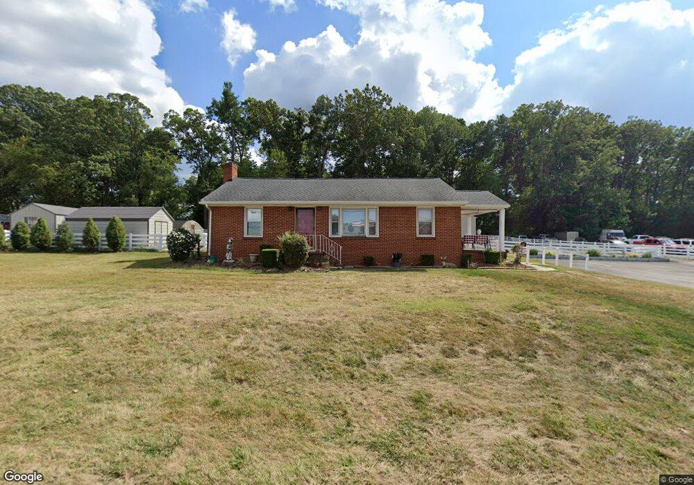 3285 Stuarts Draft Hwy, Waynesboro, VA 22980 - photo 1