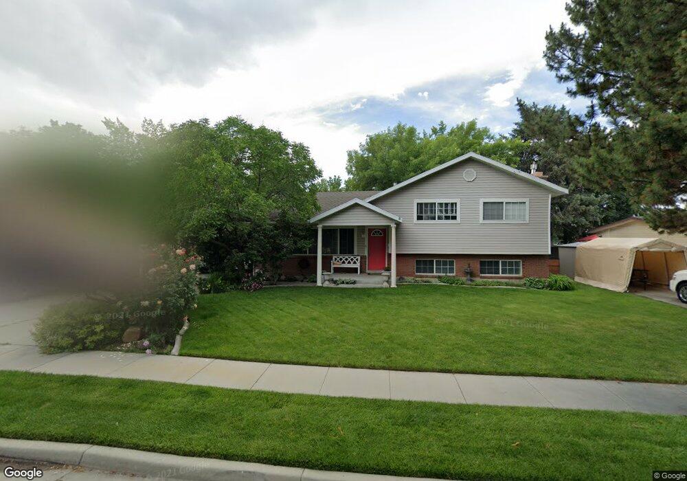 594 Fairoaks Way, Sandy, UT 84070 - photo 1