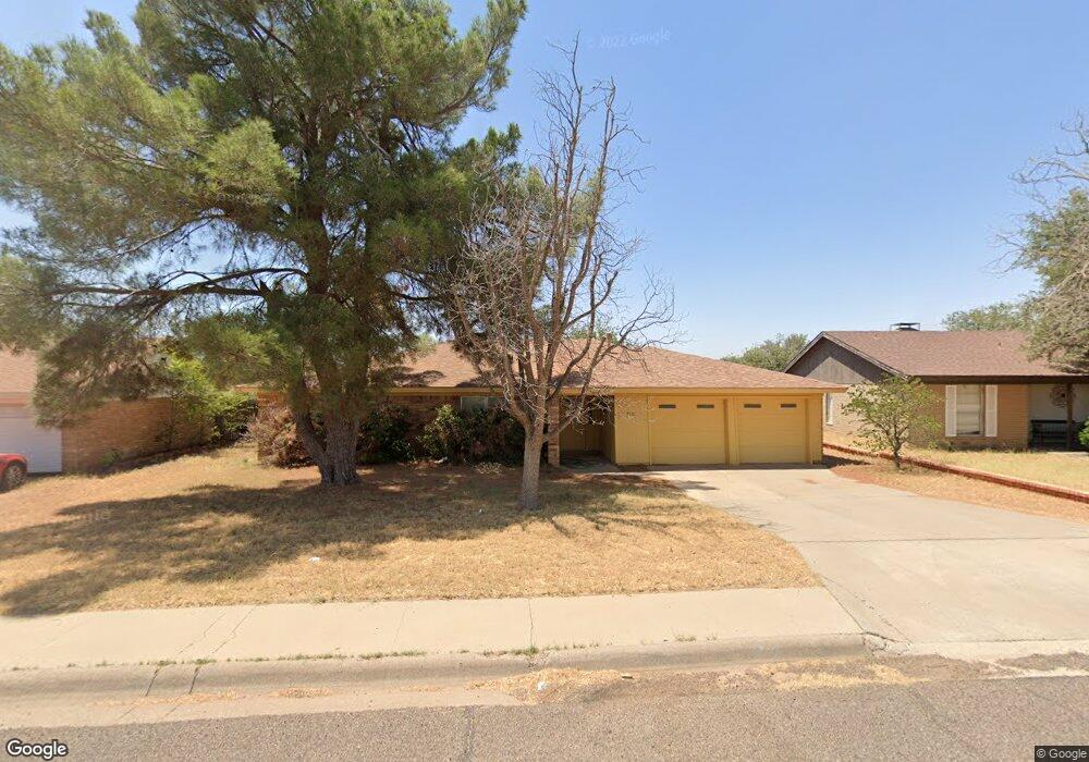 712 W Pine Ave, Midland, TX 79705 - photo 1
