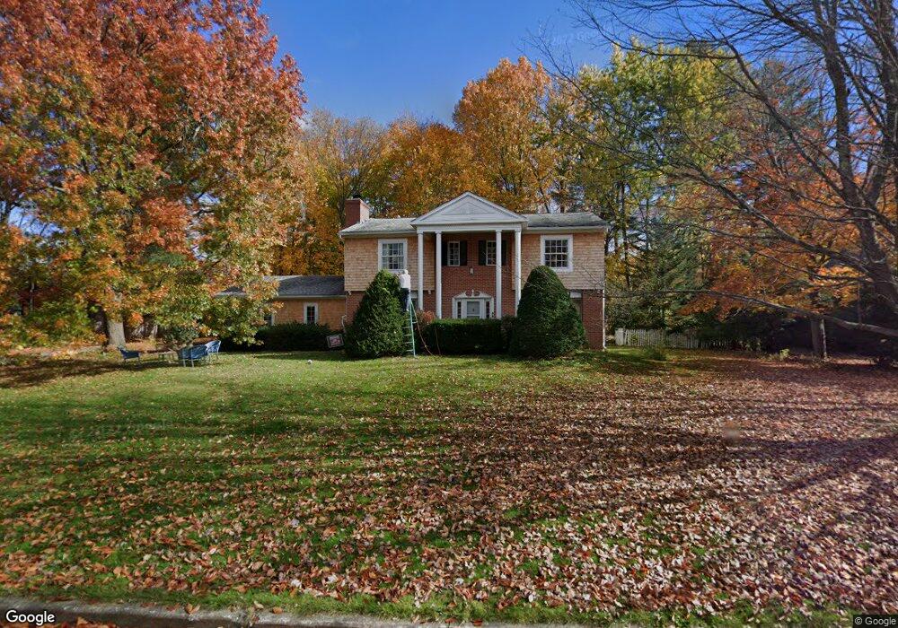 143 Summit Cir, Shelburne, VT 05482 - photo 1