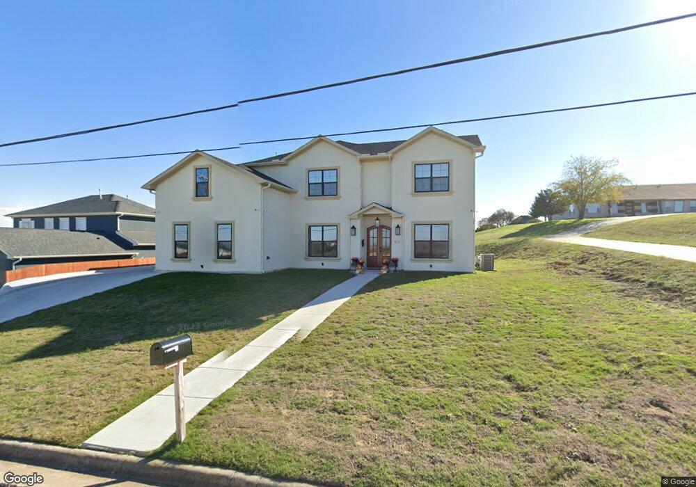 517 Saddle Hill Dr, Grand Prairie, TX 75050 - photo 1