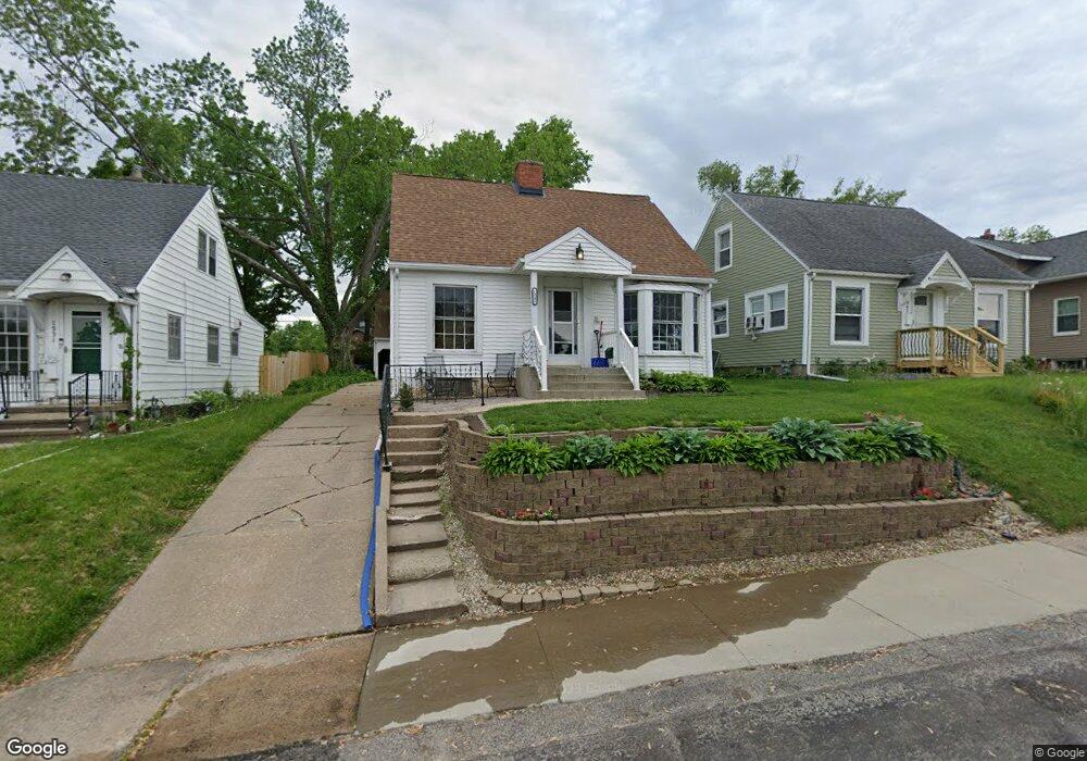 1947 Higley Ave SE, Cedar Rapids, IA 52403 - photo 1