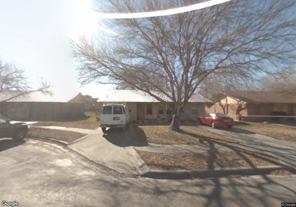 603 Lilac, Beeville, TX 78102 - photo 1