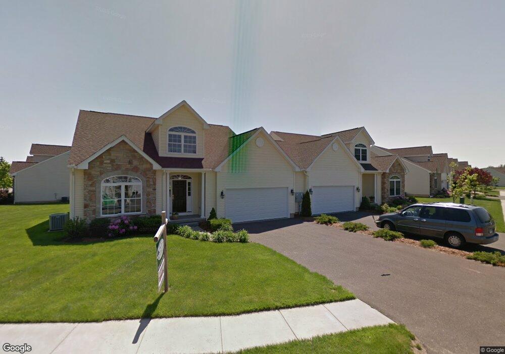 9 Green Briar Dr unit 4, Suffield, CT 06078 - photo 1