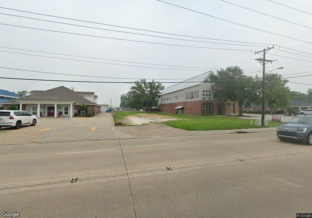 3029 Lake St, Lake Charles, LA 70601 - photo 1