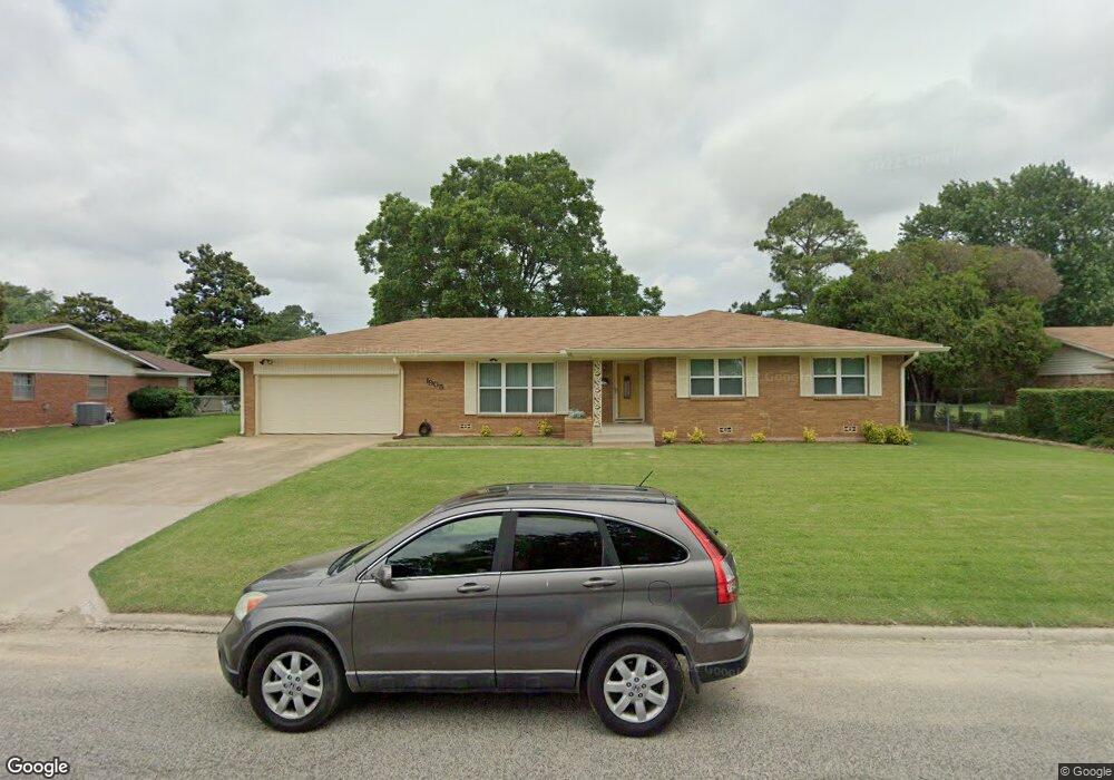 1905 Harmony Dr, Ardmore, OK 73401 - photo 1