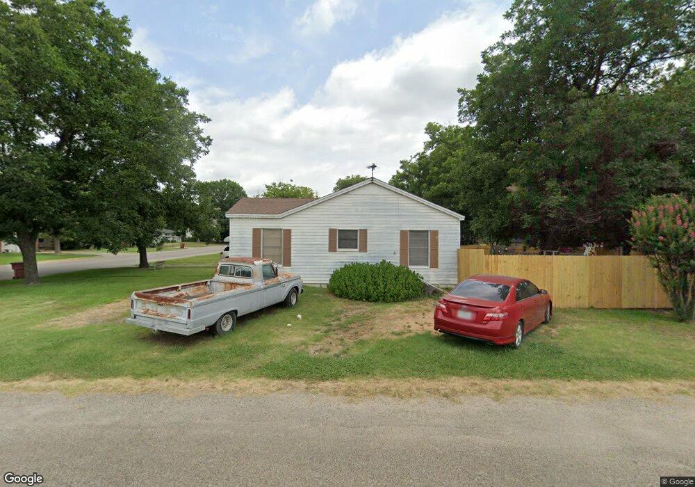 600 Lipscomb St, Bonham, TX 75418 - photo 1