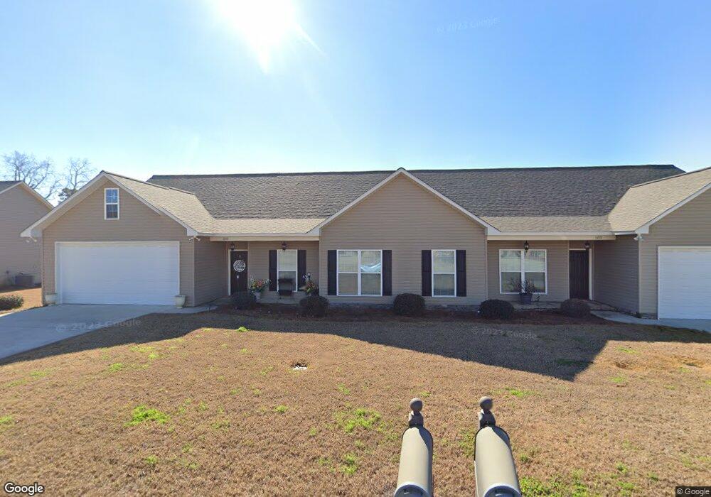 100 Oak Point Ave, Tifton, GA 31793 - photo 1