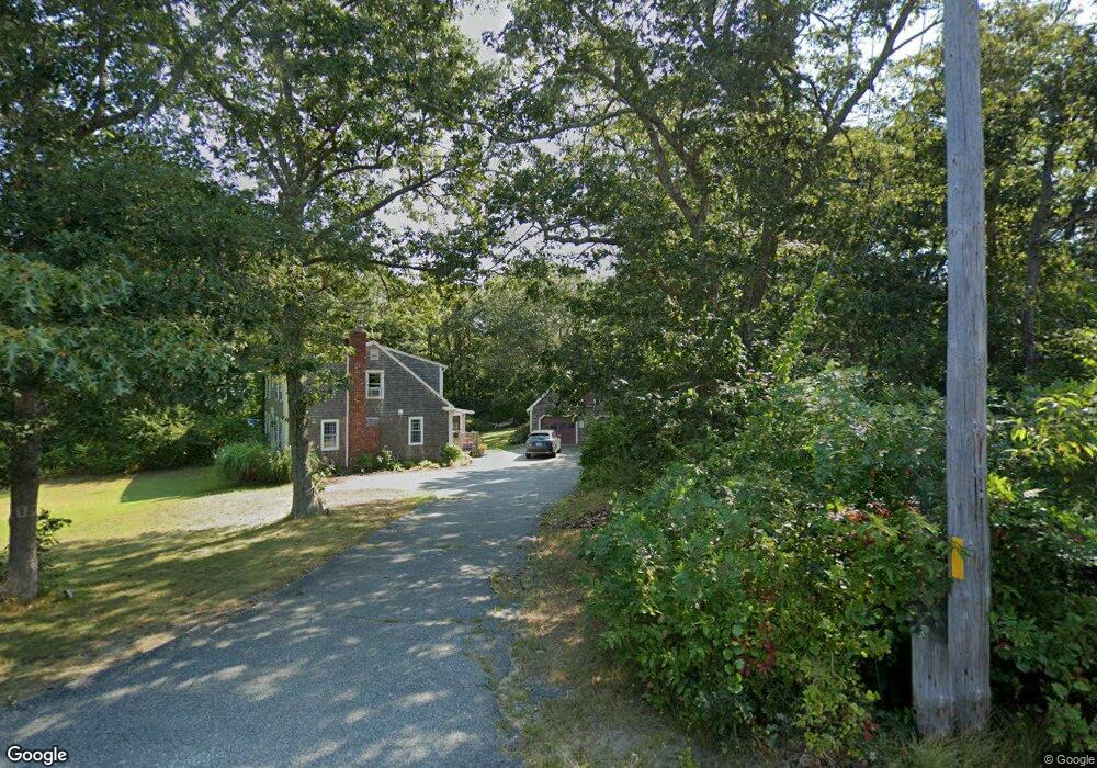 1506 Hyannis-Barnstable Rd, Barnstable, MA 02630 - photo 1