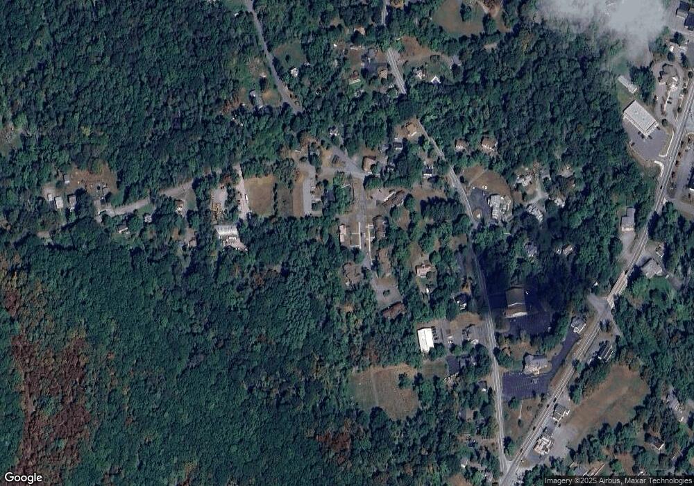 7218 Onawa Ct, Cresco, PA 18326 - photo 1