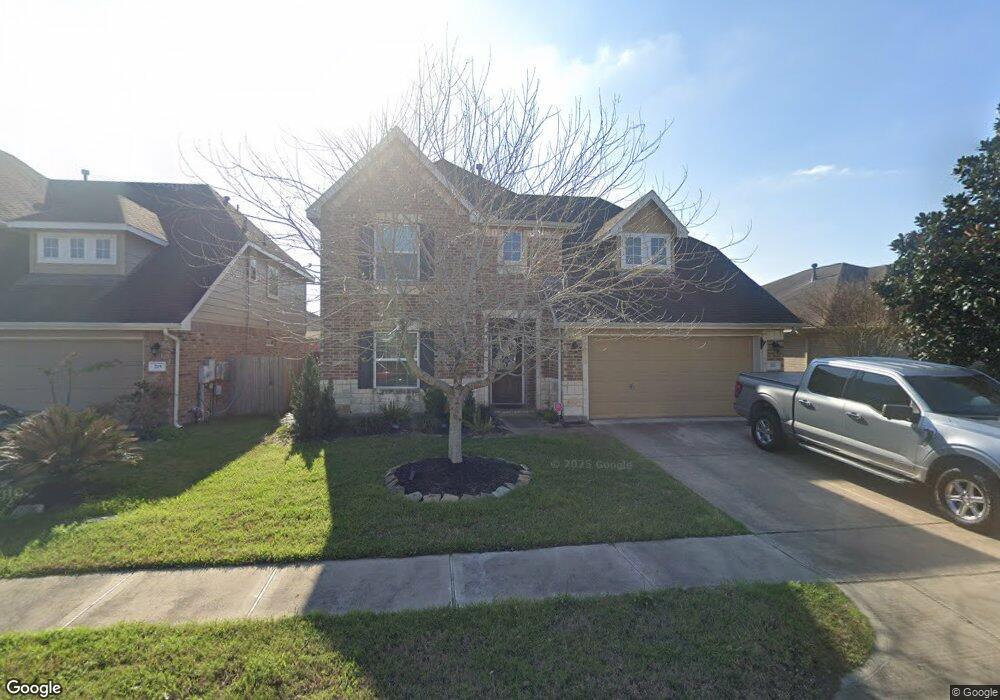 217 Rippling Creek Ln, Alvin, TX 77511 - photo 1
