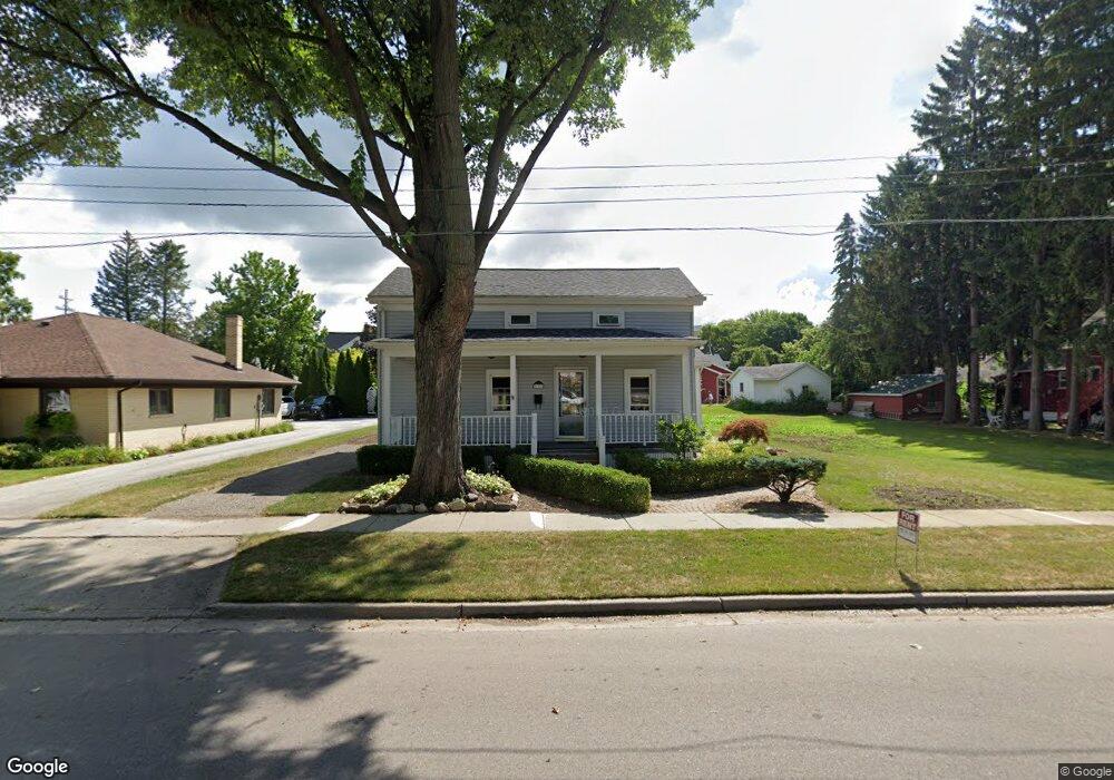 127 Hubinger St, Frankenmuth, MI 48734 - photo 1