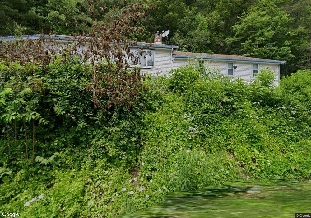 311 Indian Run Rd, New Ringgold, PA 17960 - photo 1