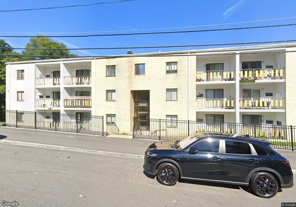 60 Charles St unit 24, Weymouth, MA 02189 - photo 1