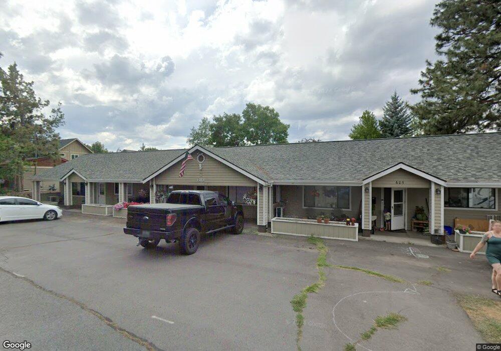 605 SW Pelton Place, Bend, OR 97702 - photo 1