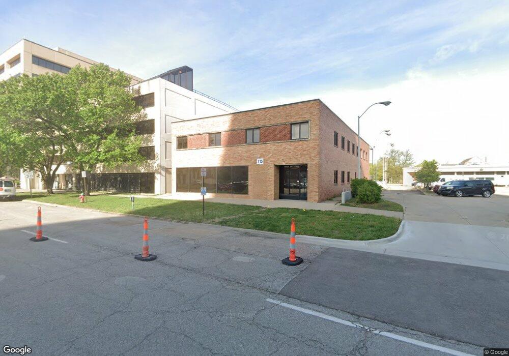 715 SW Harrison St, Topeka, KS 66603 - photo 1