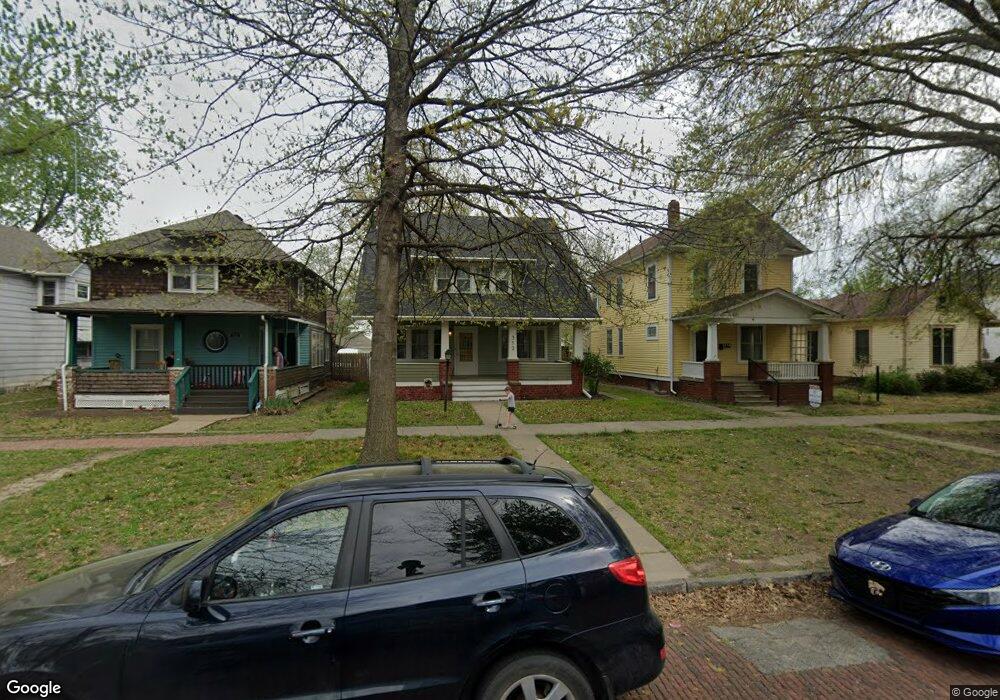 312 SW Clay St, Topeka, KS 66606 - photo 1