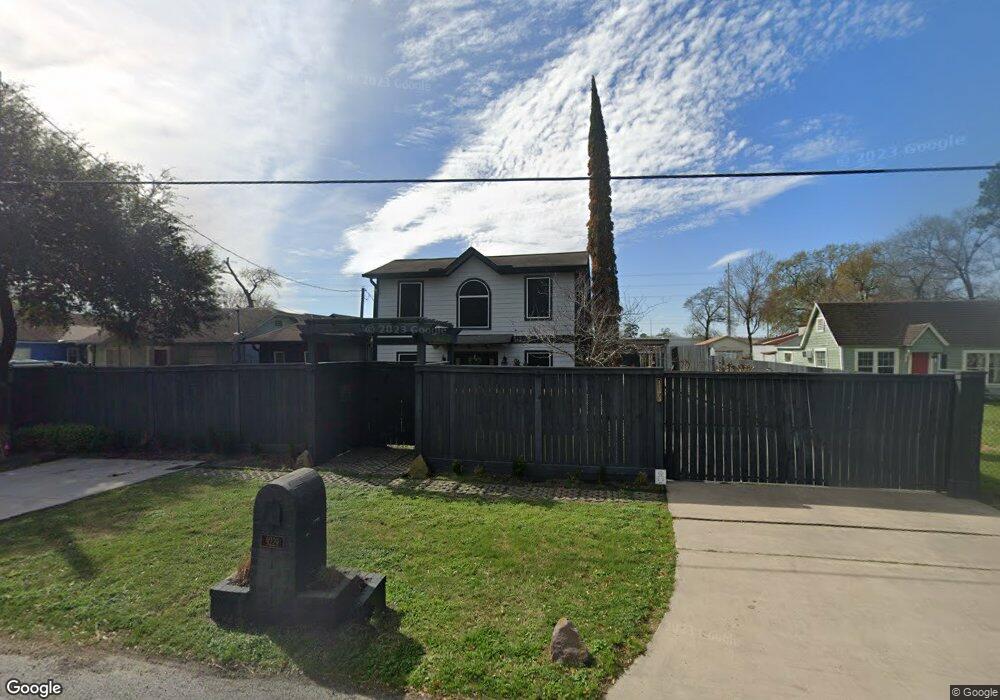 9229 Exeter St, Houston, TX 77093 - photo 1