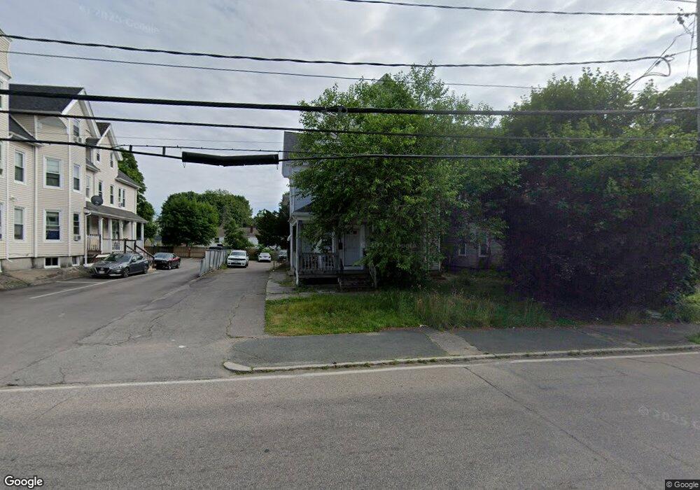 361 Crescent St unit 1 1st Flr, Brockton, MA 02302 - photo 1