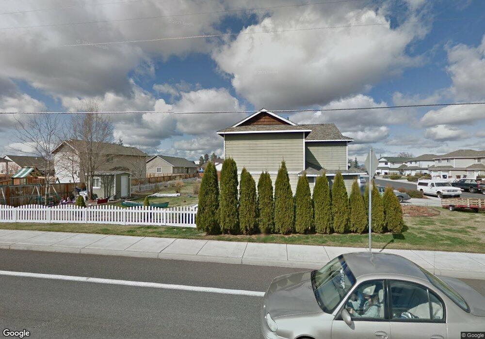 1521 NW 19th St, Redmond, OR 97756 - photo 1