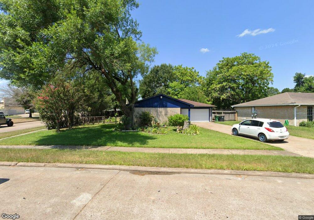 9003 Deer Trail Dr, Houston, TX 77088 - photo 1
