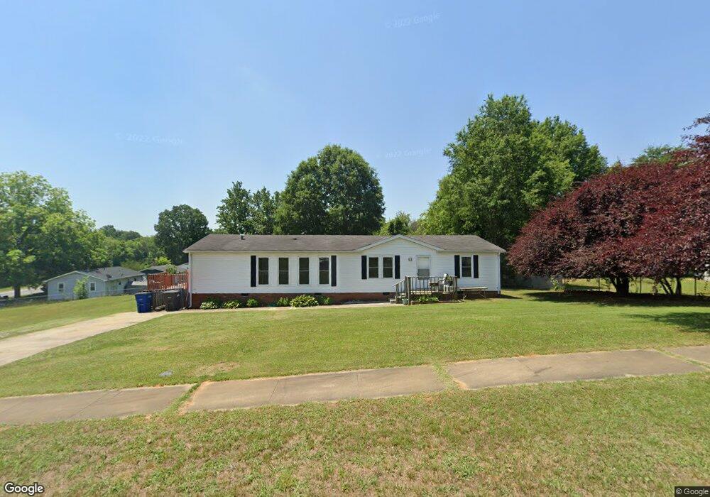 218 Adams St, Statesville, NC 28677 - photo 1