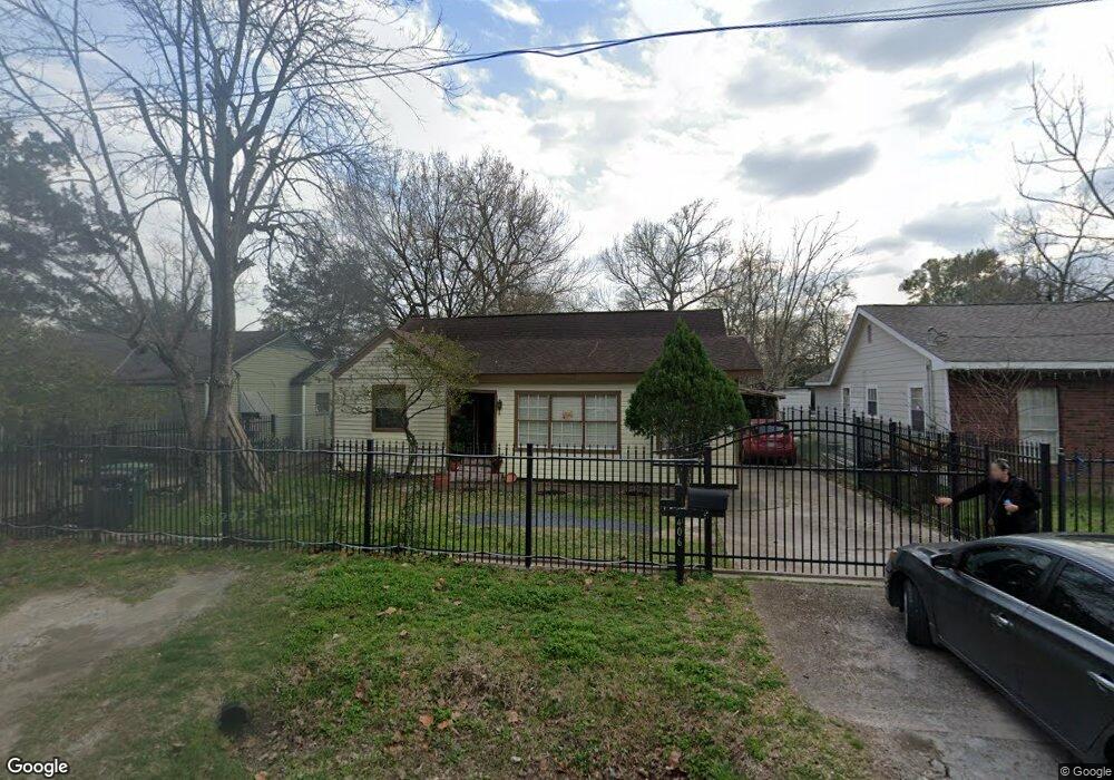 406 Dorchester St, Houston, TX 77022 - photo 1