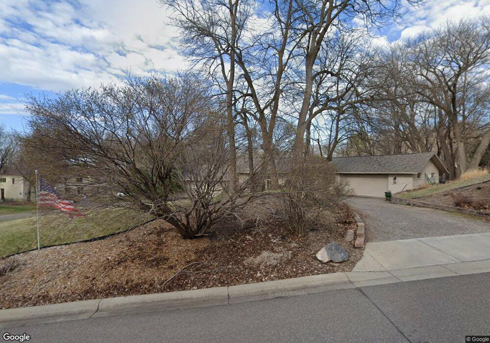 4721 Timber Ridge Place, Minnetonka, MN 55345 - photo 1