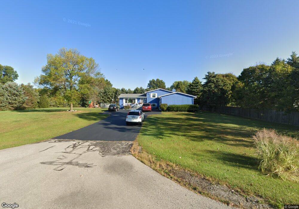 8465 Green Tree Dr, Lewis Center, OH 43035 - photo 1