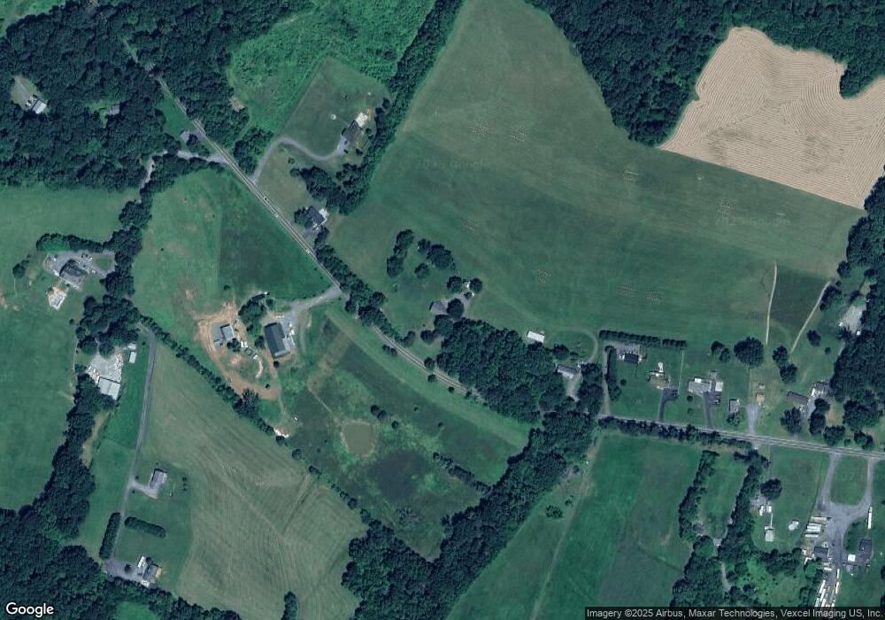 7262 Opal Rd, Warrenton, VA 20186 - photo 1