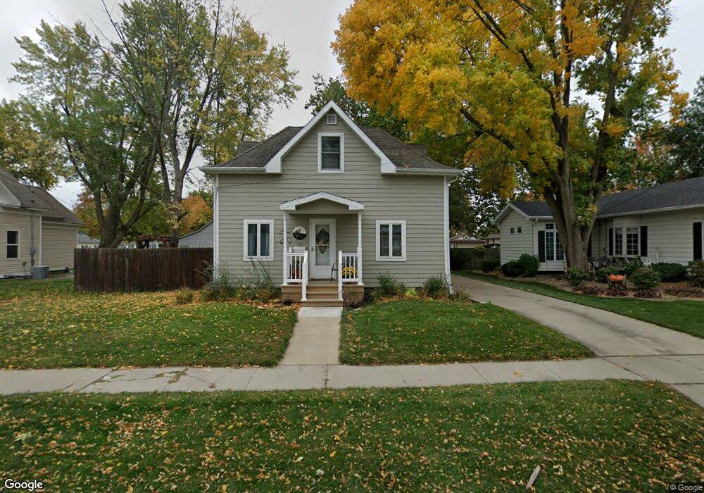 511 S 5th Ave W, Newton, IA 50208 - photo 1