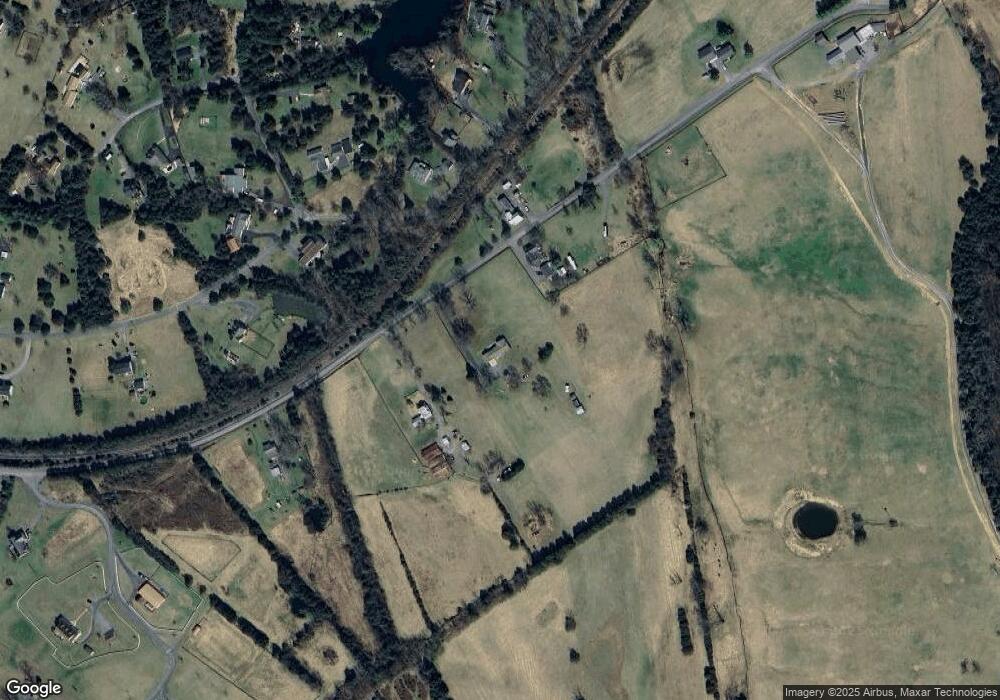 550 Bucks Mill Rd, Strasburg, VA 22657 - photo 1