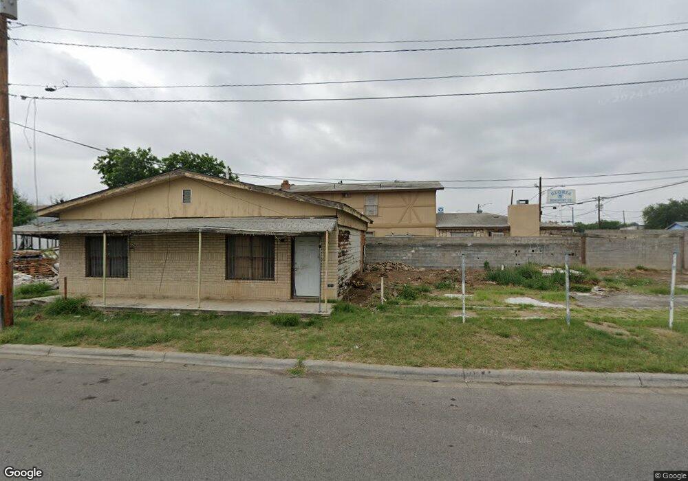 1102 E Saunders St, Laredo, TX 78041 - photo 1