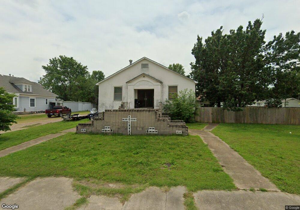 3020 Appleton Ave, Parsons, KS 67357 - photo 1