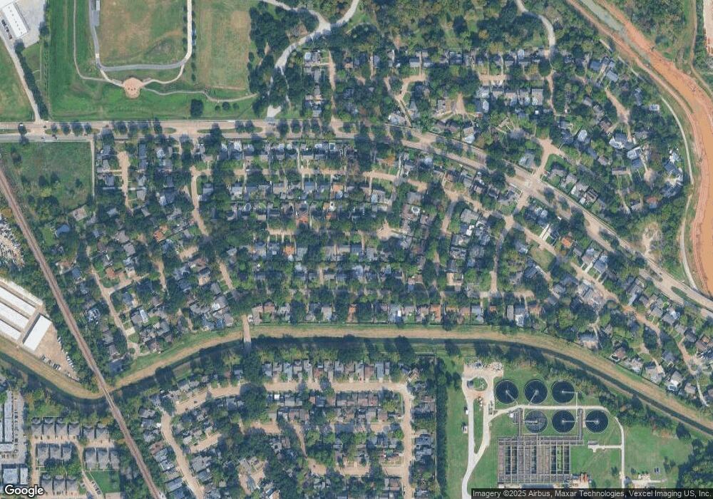 5027 Fallen Oaks Dr, Houston, TX 77091 - photo 1