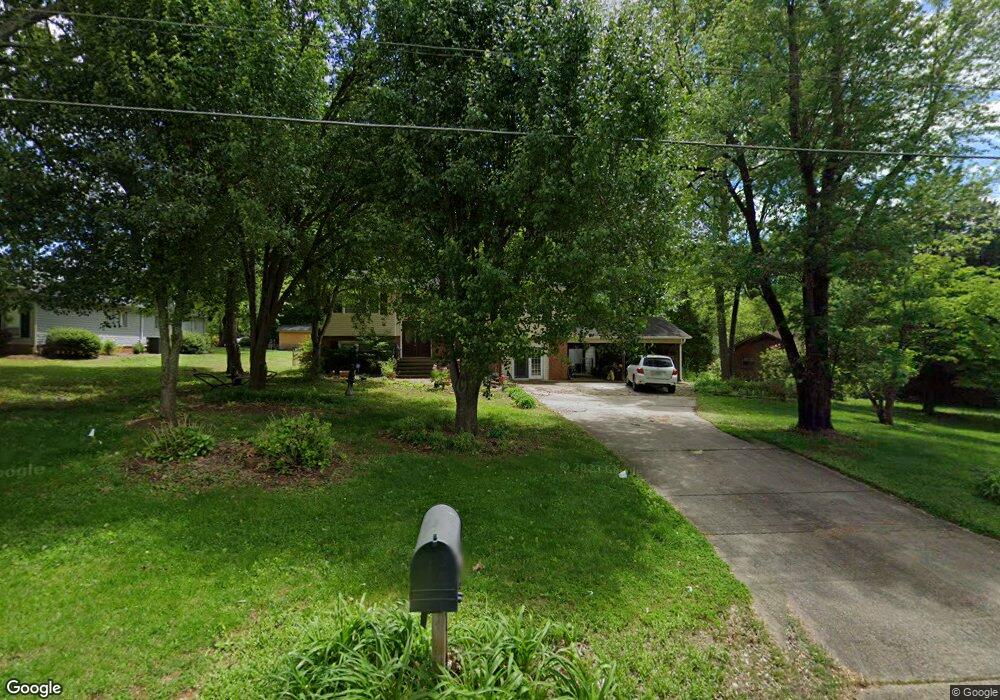 5203 Grandover Pkwy, Greensboro, NC 27407 - photo 1