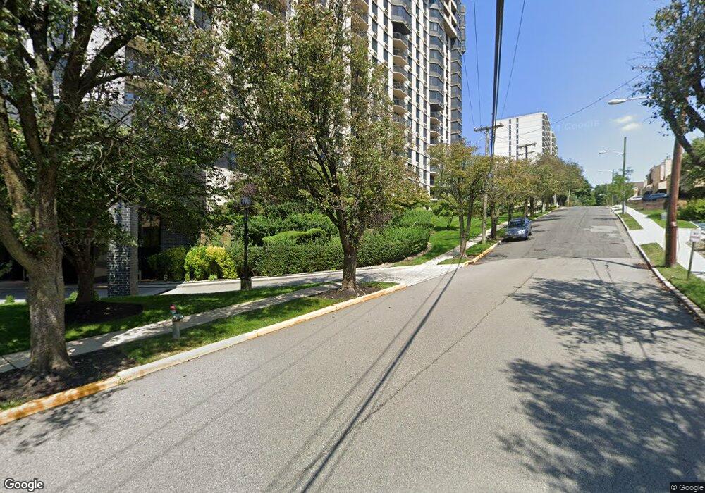 The Charlton Condominium unit 11G, Fort Lee, NJ 07024 - photo 1