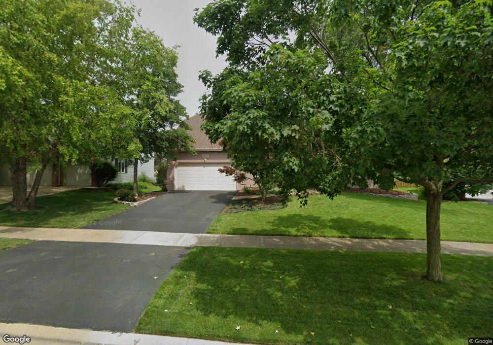 4328 Dairymans Cir, Naperville, IL 60564 - photo 1