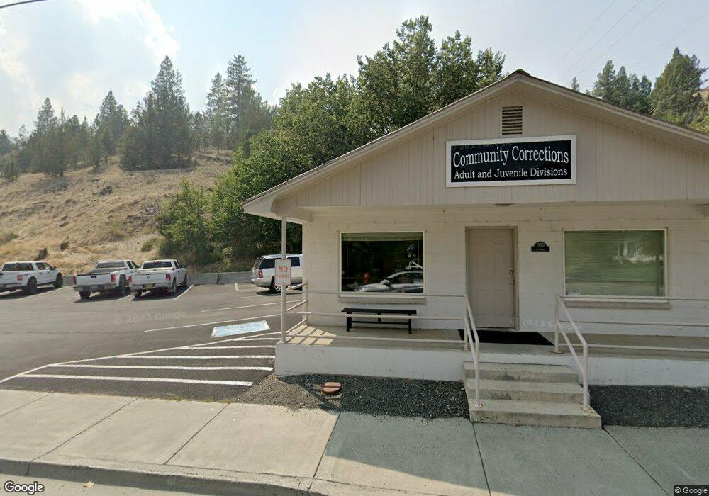 212 S Humbolt St, Canyon City, OR 97820 - photo 1