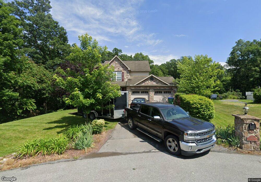 1289 Mallard Dr E, Chambersburg, PA 17202 - photo 1