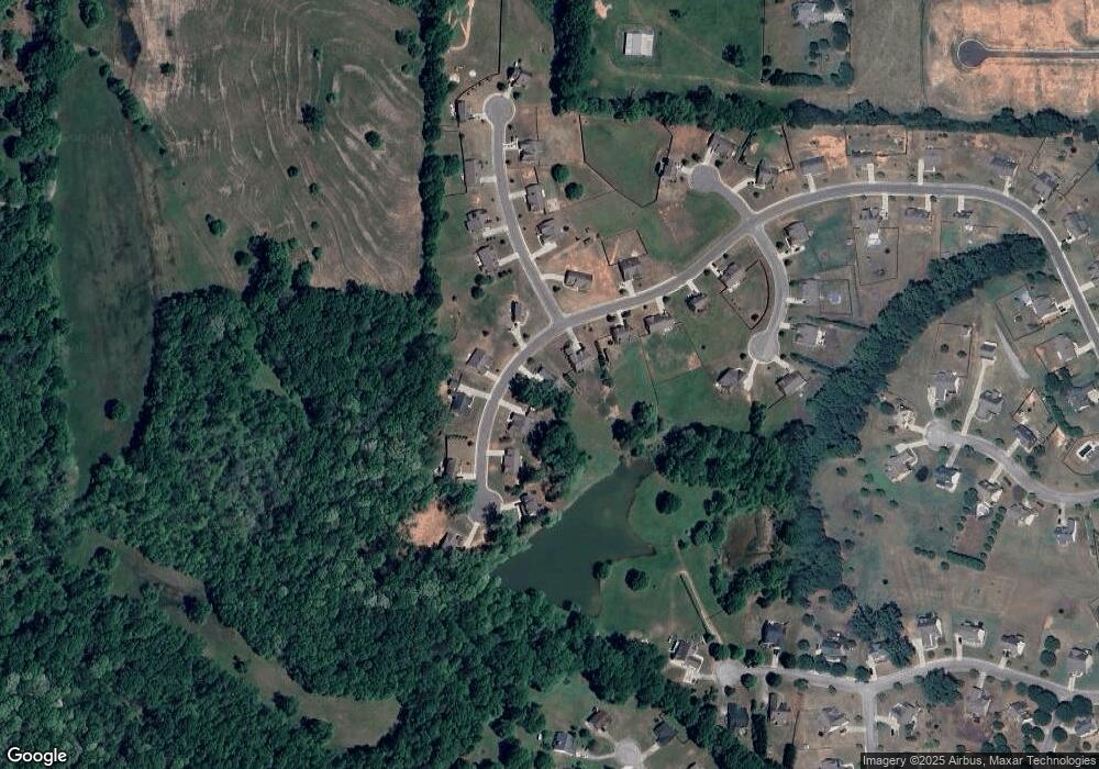 641 Cambridge Farms Dr, Hoschton, GA 30548 - photo 1