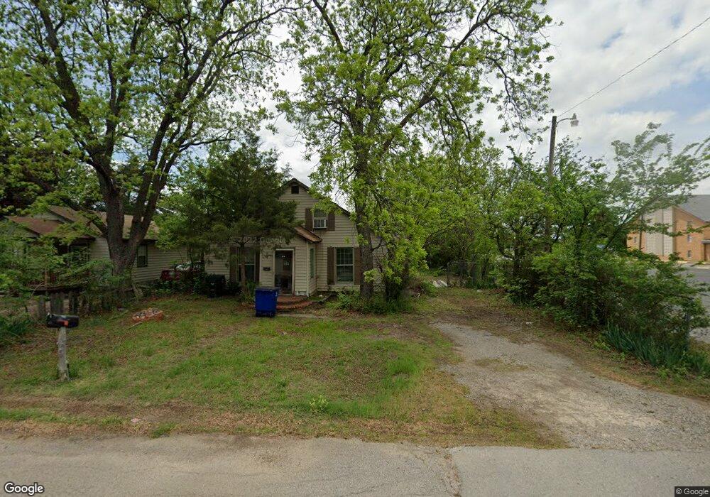 112 W Ash Ave, Duncan, OK 73533 - photo 1