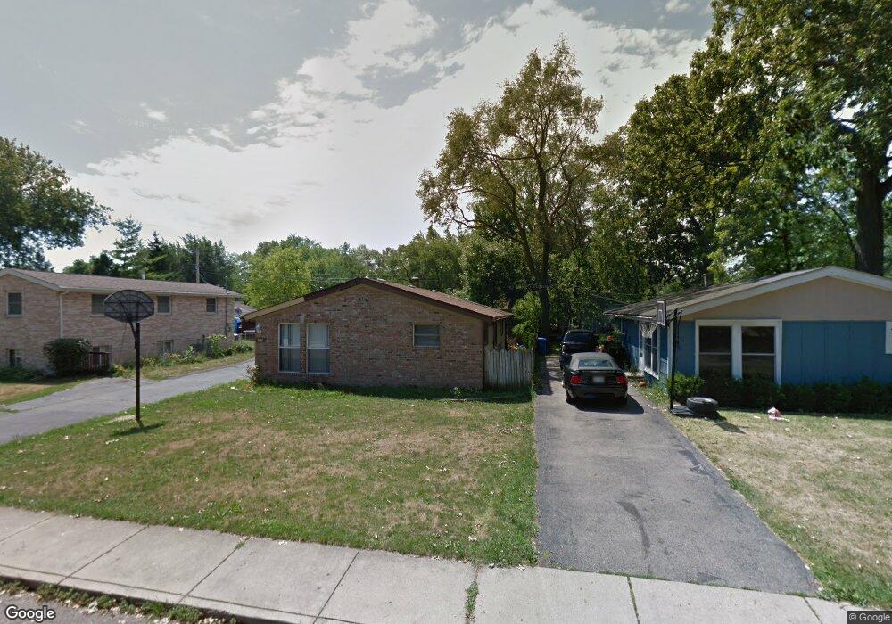 619 Santa fe Ave, Carpentersville, IL 60110 - photo 1