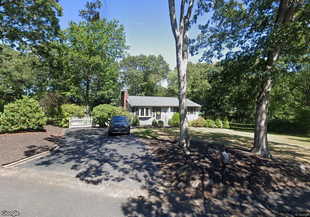 11 Swan Rd, Smithfield, RI 02917 - photo 1