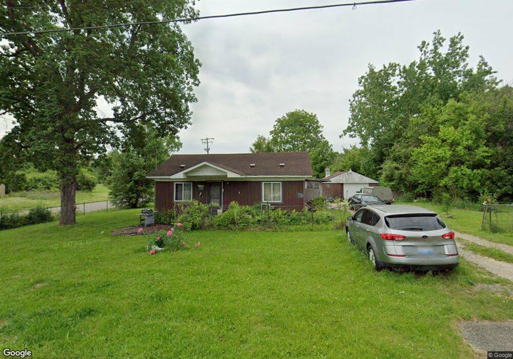 1106 Rex Ave, Flint, MI 48505 - photo 1