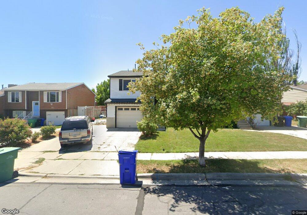 1453 W Twin Oaks Dr, West Jordan, UT 84088 - photo 1