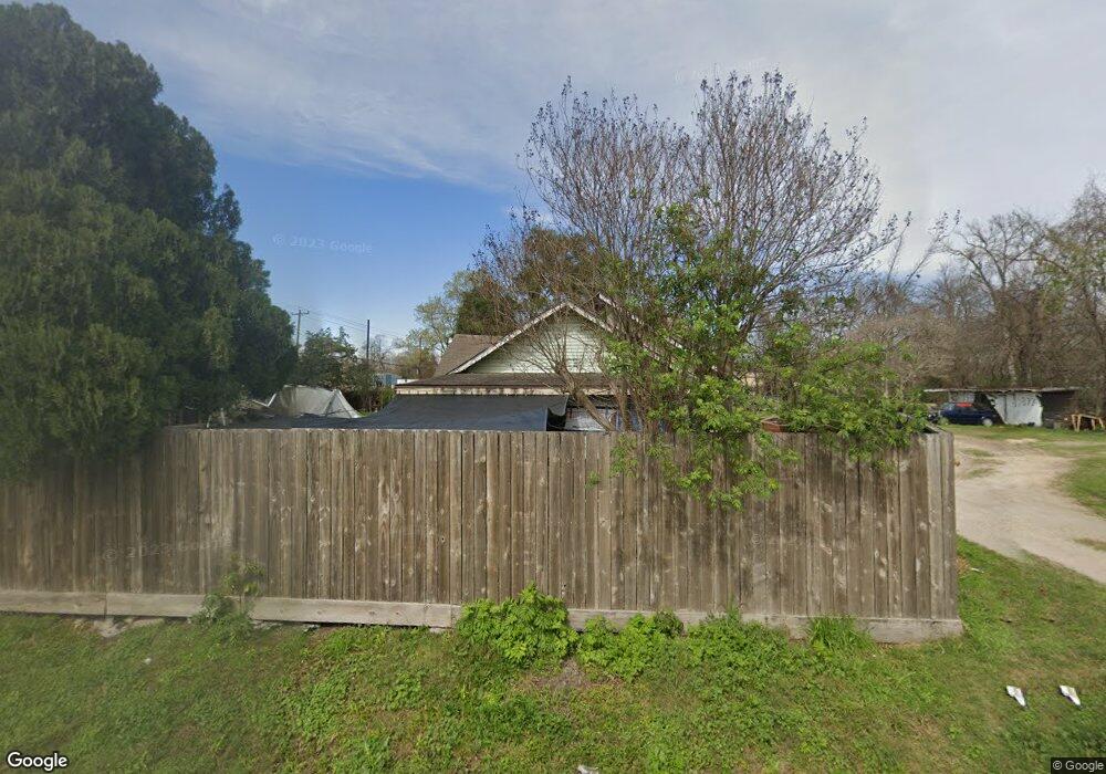 1905 Bennington St, Houston, TX 77093 - photo 1