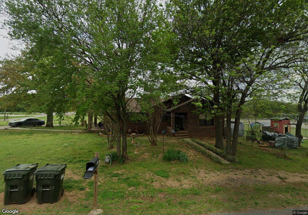 207 W Tahlequah Ave, Sulphur, OK 73086 - photo 1