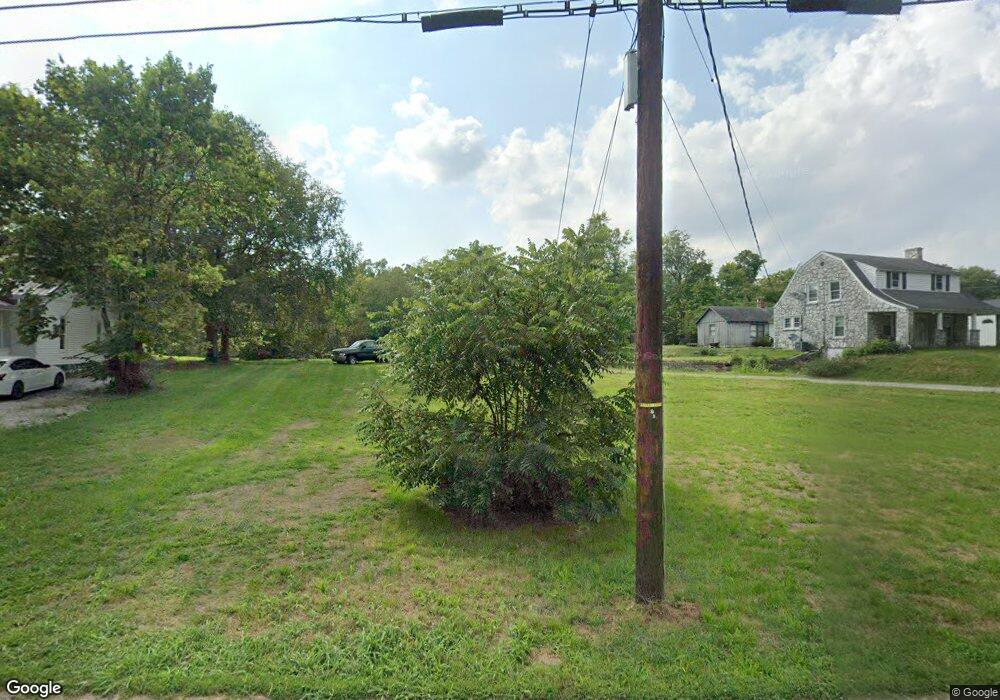 310 N First St, Burgin, KY 40310 - photo 1