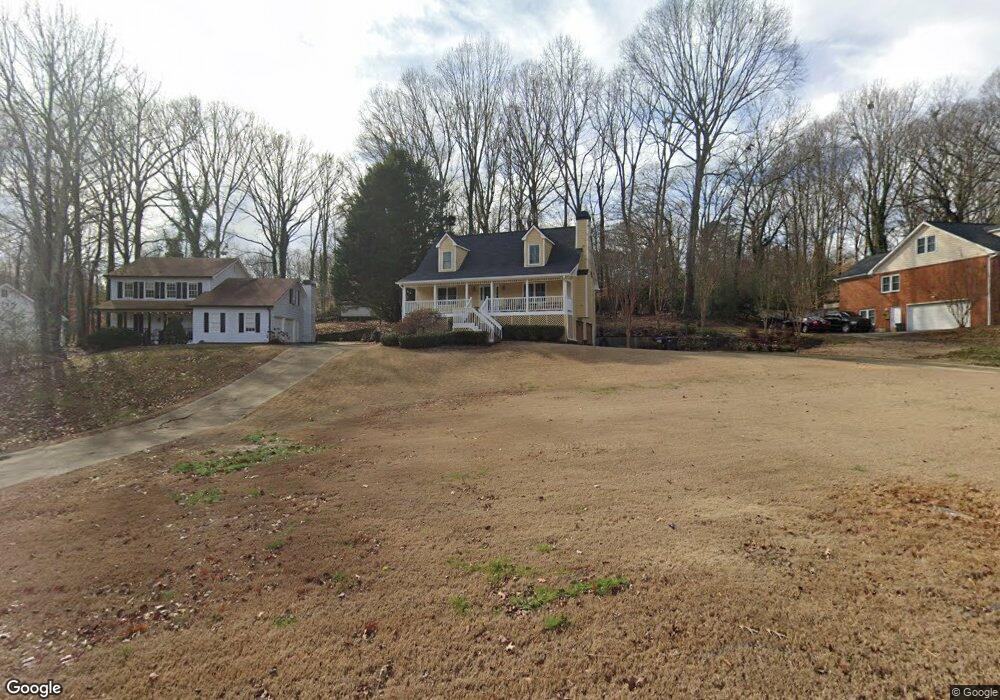 4570 Creek Bluff Dr, Sugar Hill, GA 30518 - photo 1